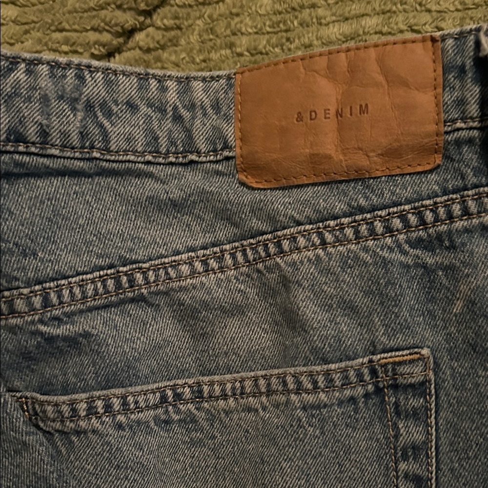 Women's Blue Wide Leg Jeans - Picture 3 of 3